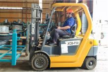 XCMG manufacturer 2 ton electric forklift truck XCB-L18 China new small fork lift machine price